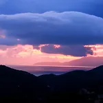 Moonstone Retreat * Mesochoria
