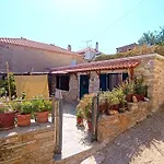 Ferienhaus Moonstone Retreat Mesochoria