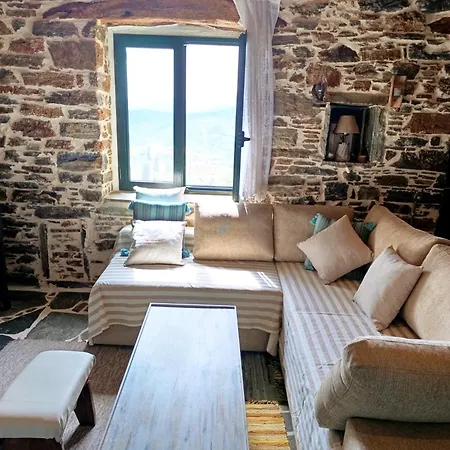 Nyaraló Moonstone Retreat *